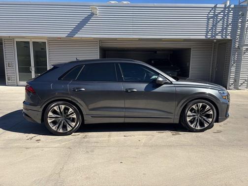 2026 Audi Q8 Premium Plus