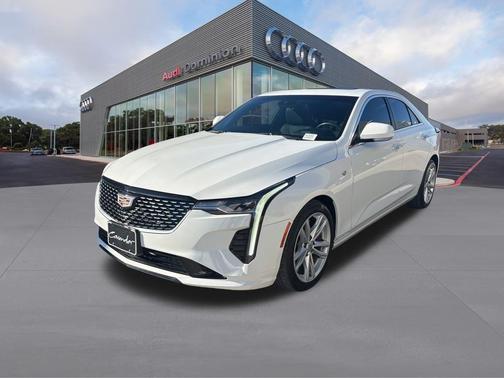 2023 Cadillac CT4 Luxury