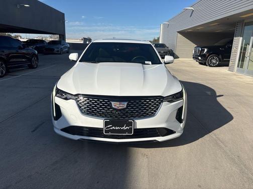 2023 Cadillac CT4 Luxury
