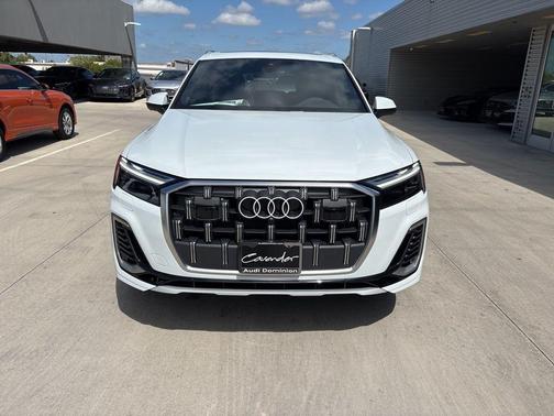 2026 Audi Q7 55 Premium Plus