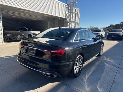 2022 Audi A4 40 Premium