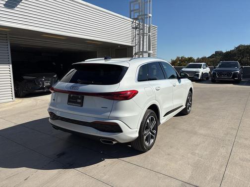 2025 Audi Q5 2.0T quattro Premium