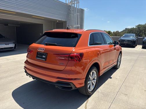 2022 Audi Q3 45 S line Premium
