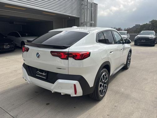 2025 BMW X2 xDrive28i