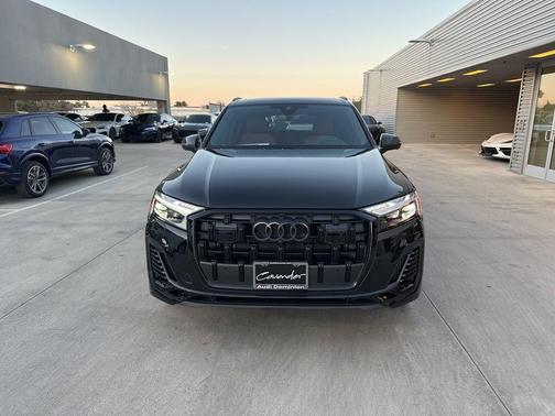 2025 Audi Q7 55 Prestige