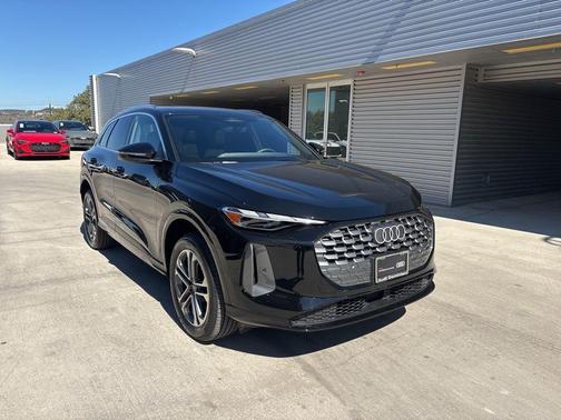 2025 Audi Q5 2.0T quattro Premium