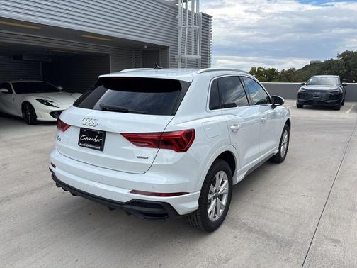 2025 Audi Q3 45 S line Premium