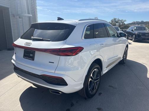 2025 Audi Q5 2.0T quattro Premium