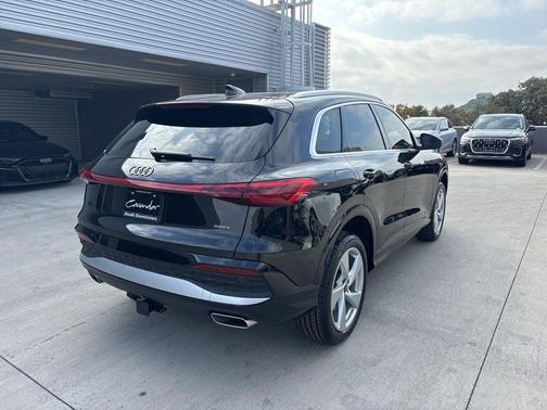 2025 Audi Q5 2.0T quattro Premium