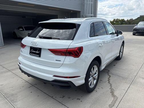 2025 Audi Q3 45 S line Premium