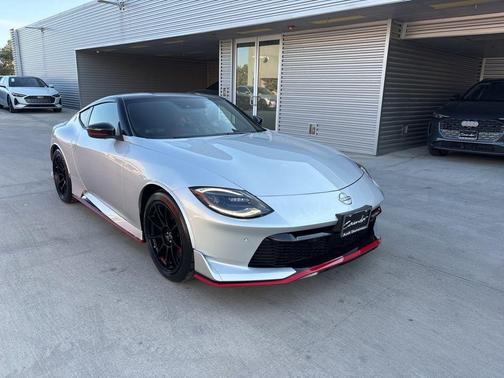 2025 Nissan Z NISMO
