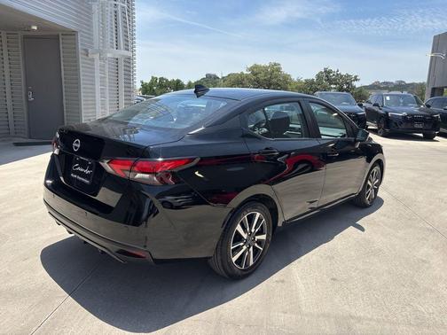 Black 2025 Nissan Versa 1.6 SV