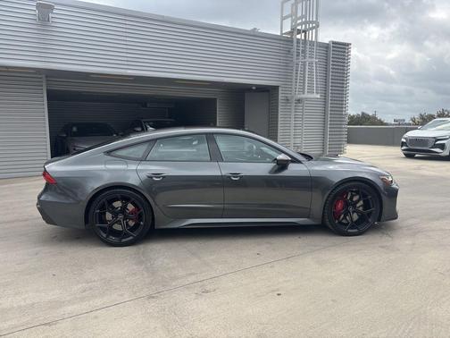 2026 Audi RS 7 4.0T quattro performance