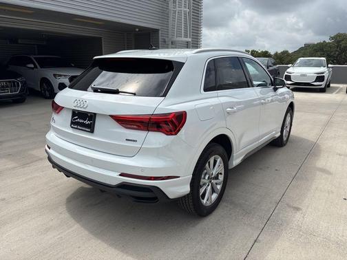 2025 Audi Q3 45 S line Premium