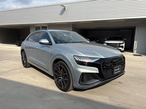 2023 Audi Q8 55 Prestige