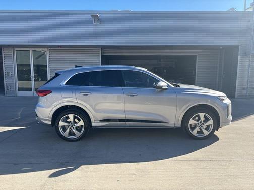 2025 Audi Q5 2.0T quattro Premium