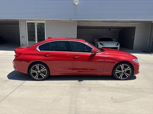 2020 BMW 330 i