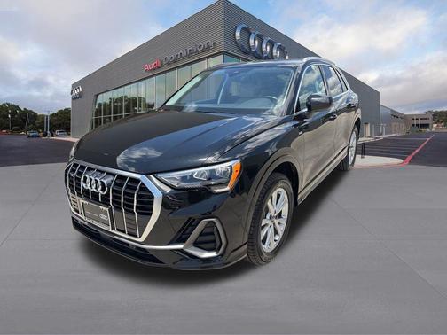 2022 Audi Q3 45 S line Premium