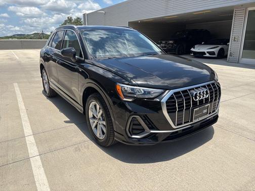2022 Audi Q3 45 S line Premium