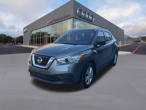2019 Nissan Kicks S