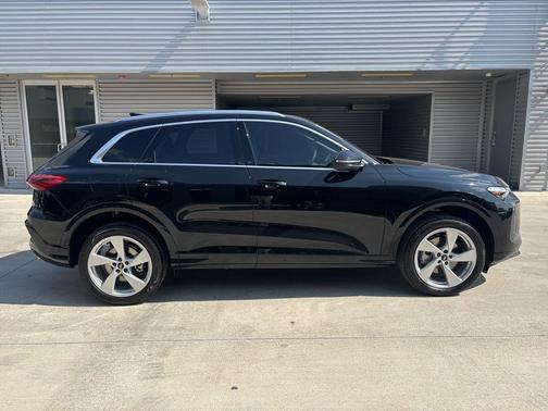 2025 Audi Q5 2.0T quattro Premium