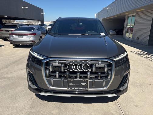2026 Audi Q7 55 Premium