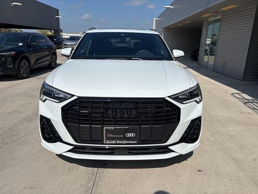 2025 Audi Q3 45 S line Premium