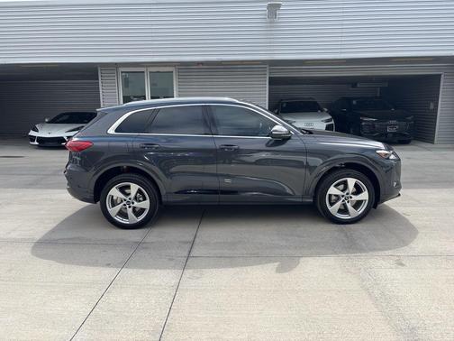 2025 Audi Q5 2.0T quattro Premium
