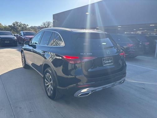 2024 Mercedes-Benz GLC 300 Base 4MATIC