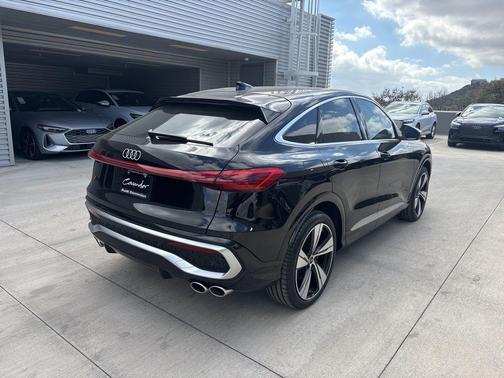 2025 Audi SQ5 3.0T Premium