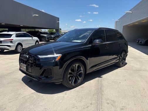 Mythos Black Metallic 2026 Audi Q7 55 PLUS