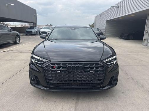 2024 Audi S8 4.0T quattro