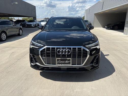 2025 Audi Q3 45 S line Premium