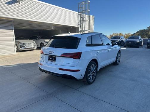 2025 Audi Q5 55 S line quattro Premium