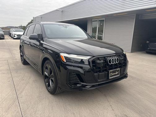 2026 Audi Q7 55 Premium Plus