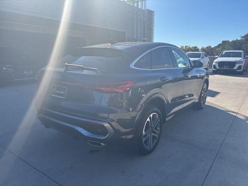 2025 Audi Q5 2.0T Premium