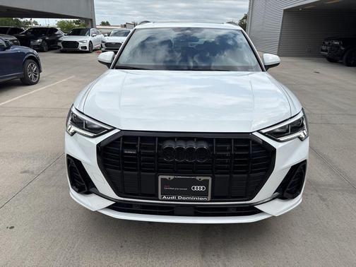 2025 Audi Q3 45 S line Premium
