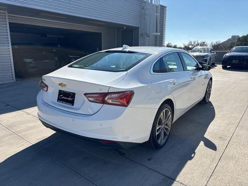 2024 Chevrolet Malibu 2LT