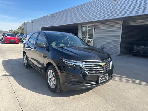 2024 Chevrolet Equinox LS