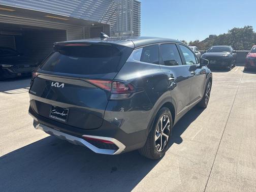 2024 Kia Sportage EX