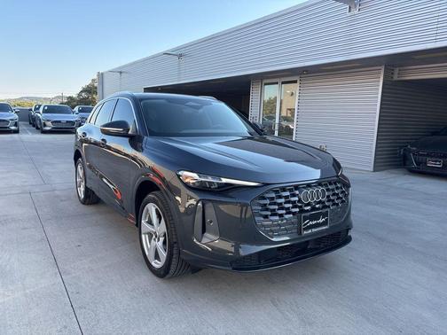 2025 Audi Q5 2.0T quattro Premium