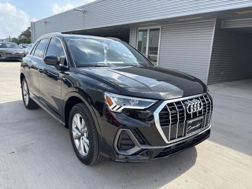 2025 Audi Q3 45 S line Premium