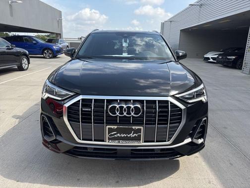 2025 Audi Q3 45 S line Premium