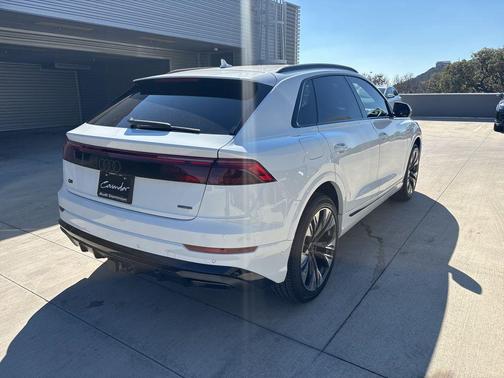 2026 Audi Q8 Premium Plus