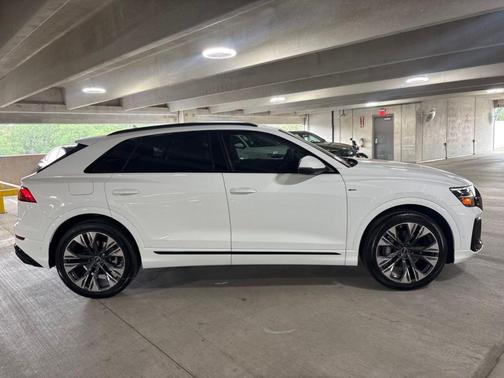 2026 Audi Q8 55 Premium
