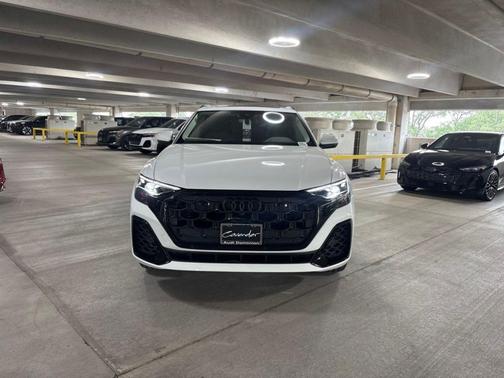2026 Audi Q8 55 Premium