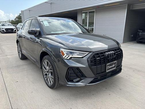 2025 Audi Q3 45 S line Premium