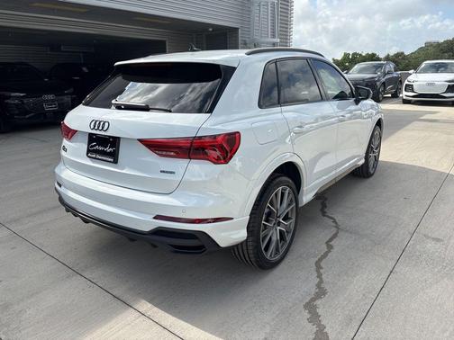 2025 Audi Q3 45 S line Premium