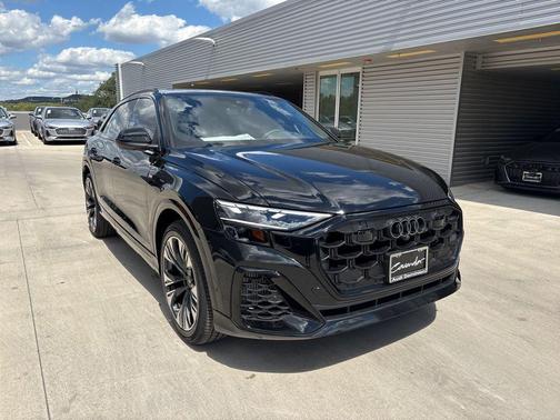 2026 Audi Q8 55 PLUS