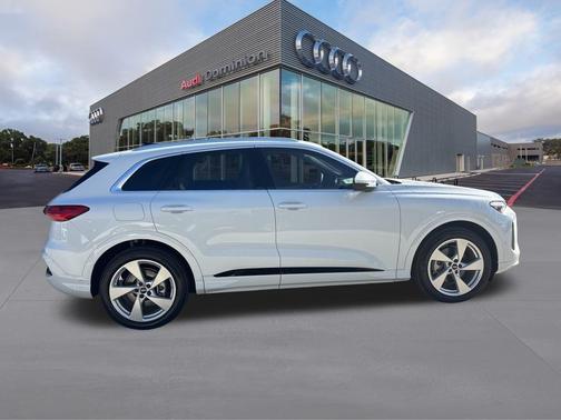 2025 Audi Q5 2.0T quattro Premium